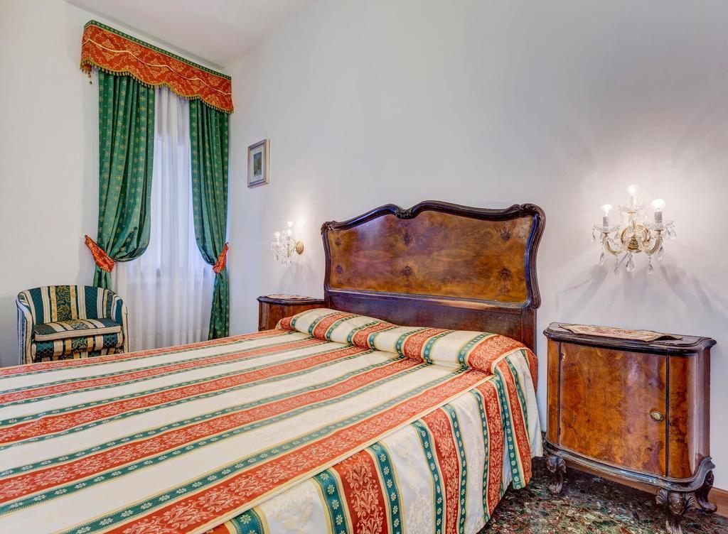 Ca' Derai Apartment Veneţia Cameră foto